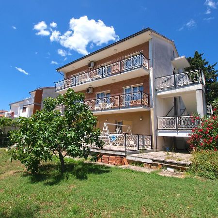 Apartments Josip 74 Pula Extérieur photo