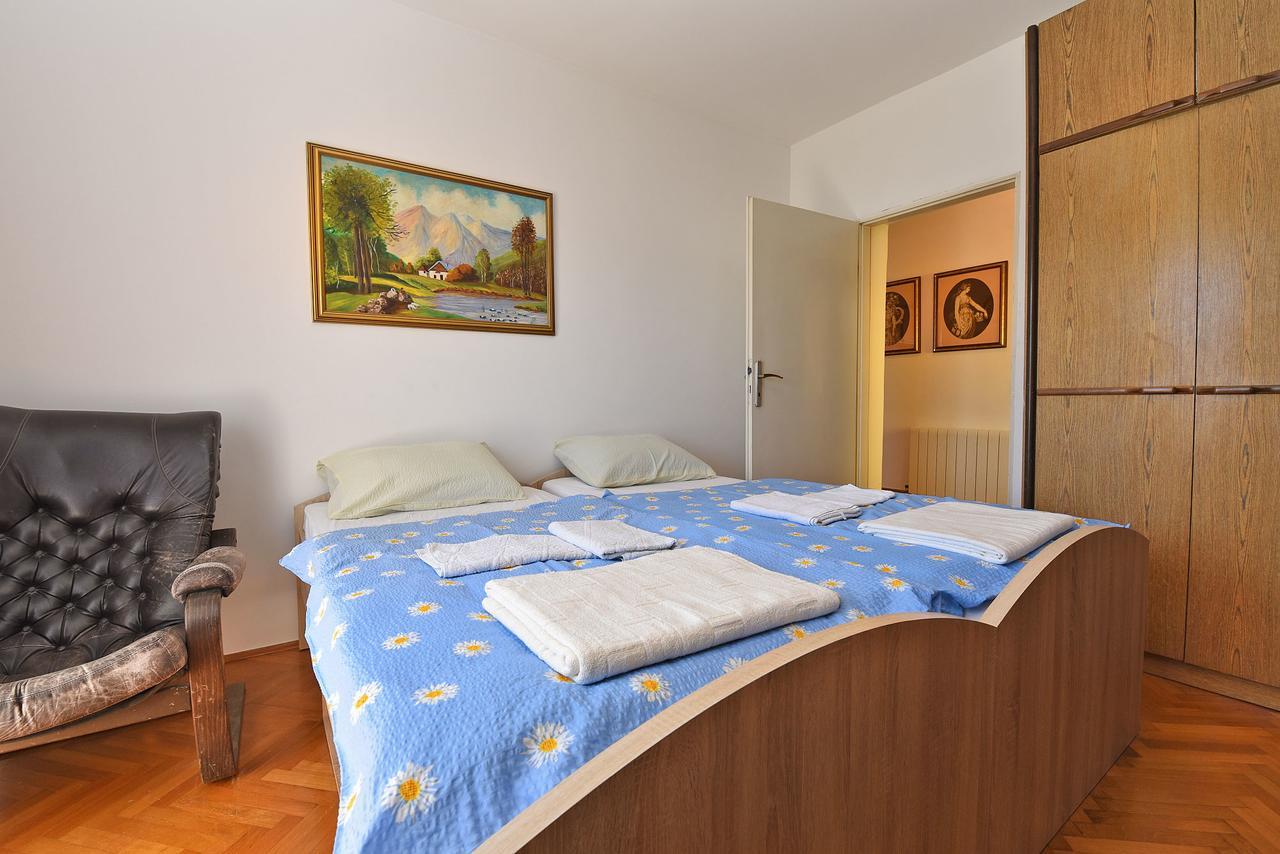 Apartments Josip 74 Pula Extérieur photo