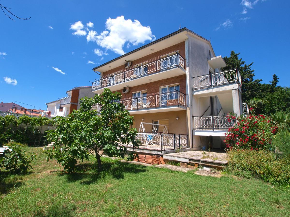 Apartments Josip 74 Pula Extérieur photo